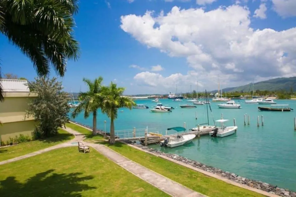 D'Escape At Seawind On The Bay Apartment Montego Bay